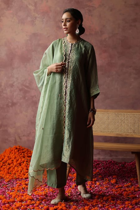 Begum Green Kurta Zari Silk Embroidered Sequin And Gota Paakizah Pant Set 