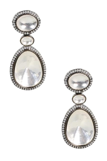 Tizora Antique Circular Shaped Earrings 