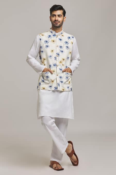 Arihant Rai Sinha Blossom Pattern Bundi 