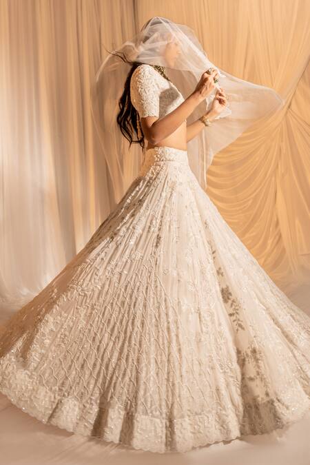 Aakansha Gupta Ivory Organza, Silk Pearls, Sequins, Embroidery Collared Bridal Lehenga Set at Aza Fashions Aakansha Gupta_Ivory Organza, Silk Pearls, Sequins, Embroidery Collared Bridal Lehenga Set _at_Aza_Fashions