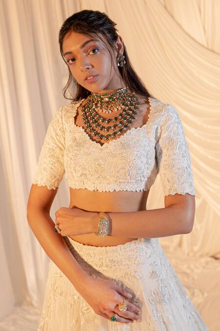 Buy Aakansha Gupta Ivory Organza, Silk Pearls, Sequins, Embroidery Collared Bridal Lehenga Set Buy_Aakansha Gupta_Ivory Organza, Silk Pearls, Sequins, Embroidery Collared Bridal Lehenga Set