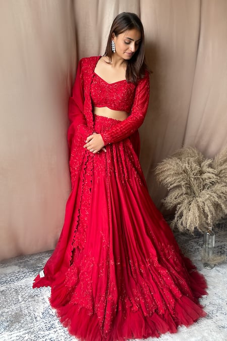 Shop Aakansha Gupta Red Organza, Net Cut Work, Sequins Mandarin Bloom Embroidered Bridal Lehenga Set at Aza Fashions Shop_Aakansha Gupta_Red Organza, Net Cut Work, Sequins Mandarin Bloom Embroidered Bridal Lehenga Set _at_Aza_Fashions