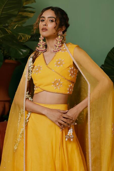 Midushi Bajoria_Yellow Georgette, Organza Sequins, Pearls V-neck Embroidered Blouse Lehenga Set _at_Aza_Fashions