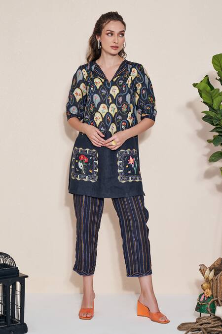 Buy_Pozruh By Aiman_Black Hemp Embroidery Collared Magpie Printed Tunic _Online_at_Aza_Fashions