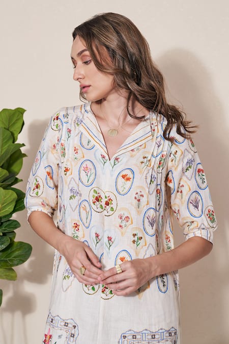 Buy Pozruh By Aiman White Hemp Embroidery Collared Magpie Printed Tunic Online at Aza Fashions Buy_Pozruh By Aiman_White Hemp Embroidery Collared Magpie Printed Tunic _Online_at_Aza_Fashions