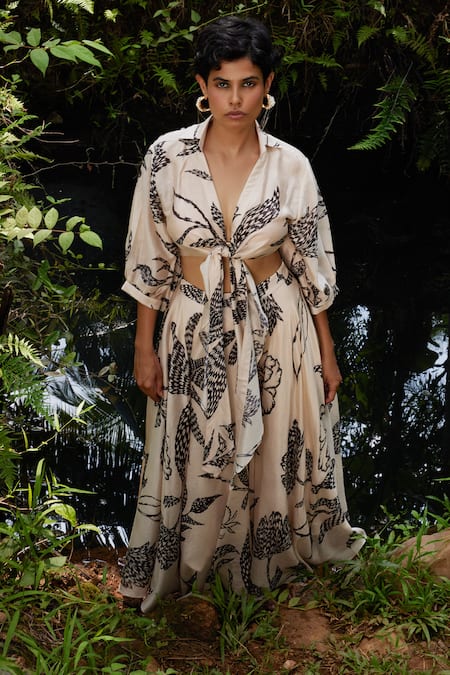 TWINKLE HANSPAL Maple Handloom Chanderi Cropped Shirt & Skirt Set 