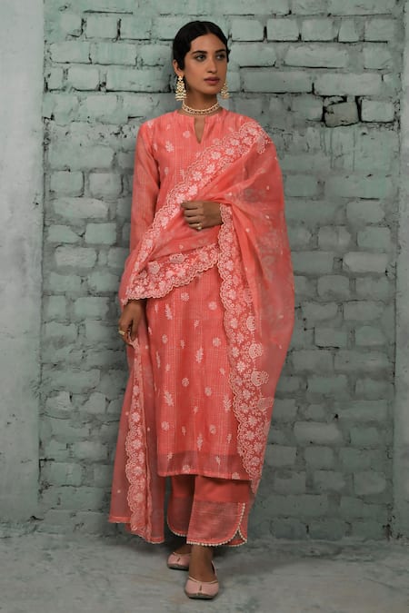 KARAJ JAIPUR Peach Chanderi Embroidered Chikankari Thread Round Collar Work Kurta Set 