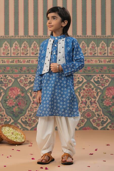 Cute Couture_Blue Muslin, Silk, Cotton Mirrors Bandej Print Kurta And Balloon Pant Set _Online_at_Aza_Fashions