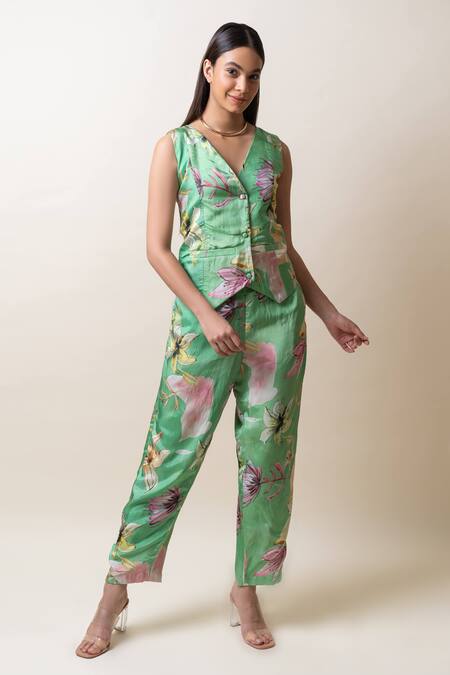 Sutrabysweta_Green Habutai Silk Printed Floral Blazer  Lapel Collar Pant Set  _Online_at_Aza_Fashions