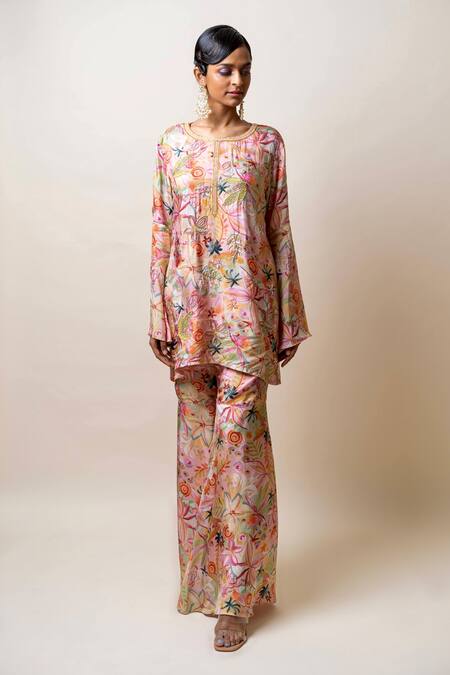 Sutrabysweta_Pink Habutai Silk Printed Floral Round Kurta And Sharara Set  _Online_at_Aza_Fashions
