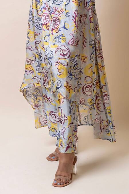 Sutrabysweta_Blue Habutai Silk Printed Paisley Square Neck Kurta And Pant Set  _Online_at_Aza_Fashions