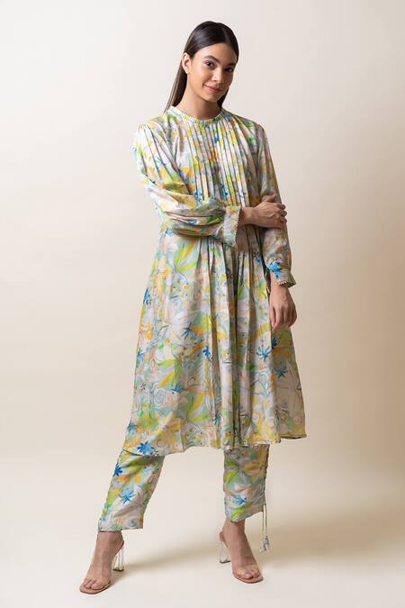 Sutrabysweta_Blue Dola Silk Printed Floral Round Collar Kurta And Pant Set _Online_at_Aza_Fashions