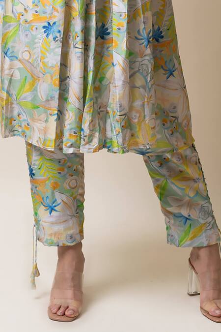 Buy_Sutrabysweta_Blue Dola Silk Printed Floral Round Collar Kurta And Pant Set _Online_at_Aza_Fashions
