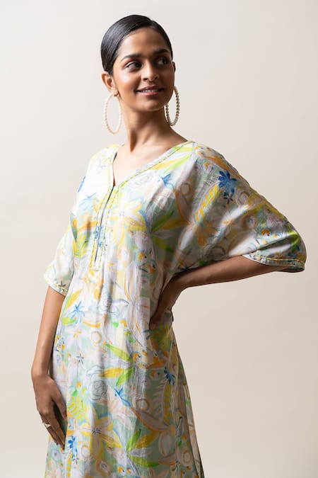 Sutrabysweta_Blue Dola Silk Printed Floral V Neck Asymmetric Kurta And Pant Set _at_Aza_Fashions