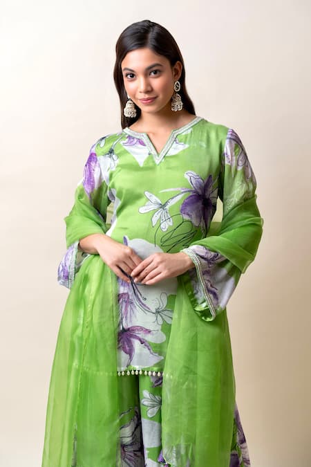 Sutrabysweta Green Chiffon Printed Floral Notched Neck Kurta Sharara Set Online at Aza Fashions Sutrabysweta_Green Chiffon Printed Floral Notched Neck Kurta Sharara Set_Online_at_Aza_Fashions