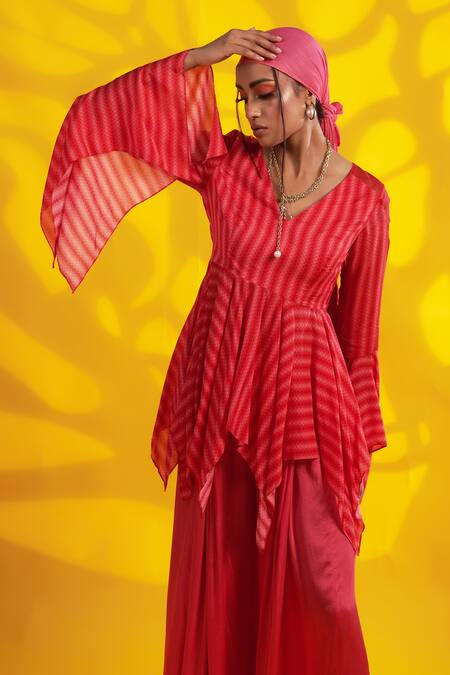 Jyoti Sachdev Iyer_Pink Cotton V-neck Stripe Pattern Shirt And Pant Set _Online_at_Aza_Fashions