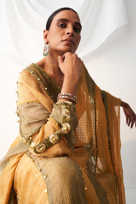 Buy_Itrh_Yellow Tissue Gota Patti V-neck Ghunghroo Embellished Colorblock Kaftan _Online_at_Aza_Fashions