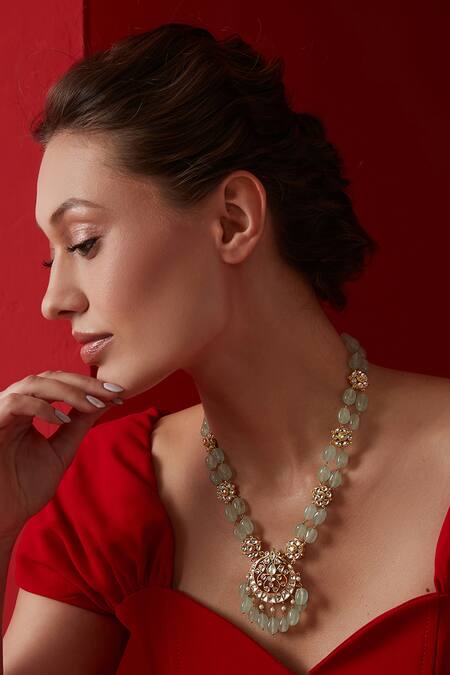 Buy Paisley Pop Green Natural Stones And Kundan Floral Necklace at Aza Fashions Buy_Paisley Pop_Green Natural Stones And Kundan Floral Necklace_at_Aza_Fashions