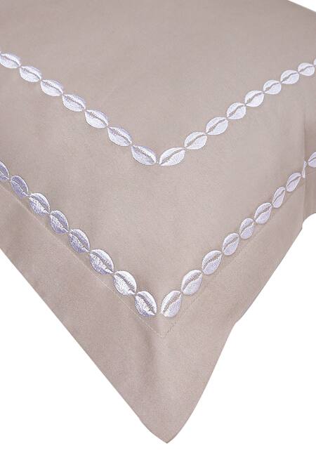 Veda Homes Grey 100% Cotton Embroidery Sea Shell Bedsheet Set Online at Aza Fashions Veda Homes_Grey 100% Cotton Embroidery Sea Shell Bedsheet Set_Online_at_Aza_Fashions