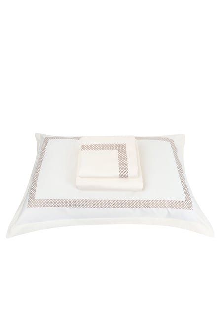 VEDA HOMES Cream 100% Cotton Embroidery Waffle Thread Bedsheet Set 