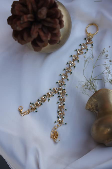 Paisley Pop Kundan Pearl Embellished Hathphool
 