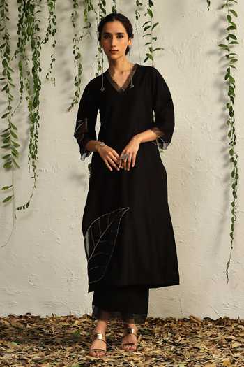 Charkhee Black Chanderi, Cotton Satin, Organza Cut Work, Embroidery Leaf Kurta Pant Set Online at Aza Fashions Charkhee_Black Chanderi, Cotton Satin, Organza Cut Work, Embroidery Leaf Kurta Pant Set _Online_at_Aza_Fashions