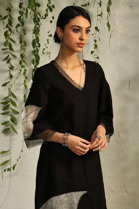 Buy_Charkhee_Black Chanderi, Cotton Satin, Organza Cut Work, Leaf Pattern Kurta Pant Set 
