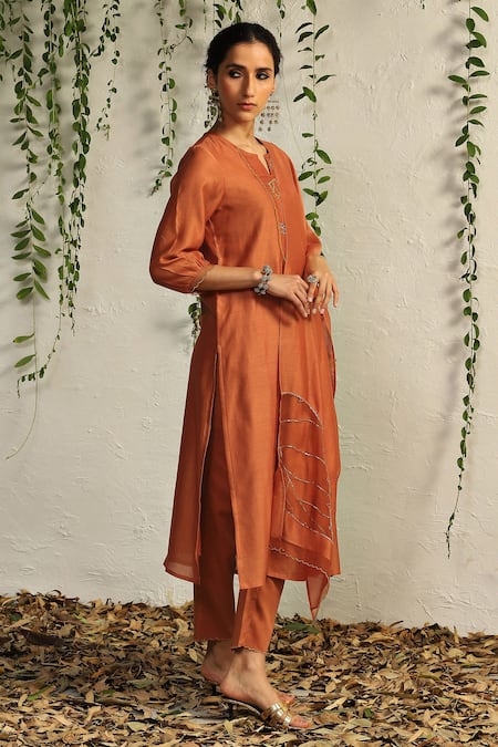 Shop Charkhee Orange Chanderi, , Satin Embroidery Zari And Nakshi Kurta Pant Set Online at Aza Fashions Shop_Charkhee_Orange Chanderi, , Satin Embroidery Zari And Nakshi Kurta Pant Set _Online_at_Aza_Fashions