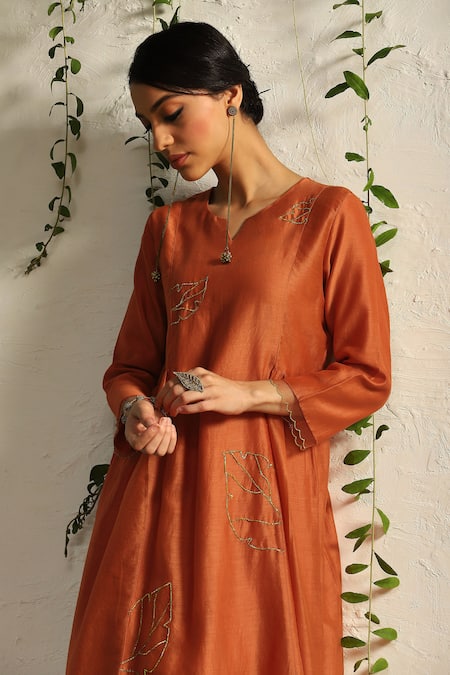 Buy_Charkhee_Orange Chanderi, Cotton Satin, Organza Embroidery Zari And Nakshi Kurta Pant Set _Online_at_Aza_Fashions