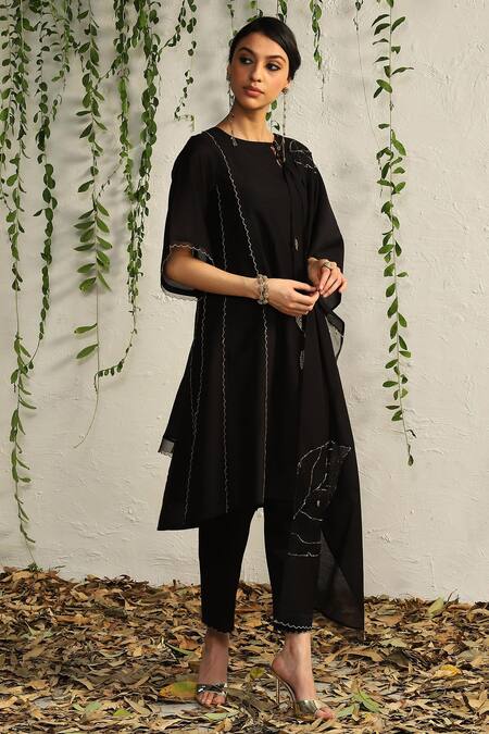 Buy_Charkhee_Black Chanderi, Cotton Satin Embroidery Round Nakshi And Zari Work Kurta Pant Set _Online_at_Aza_Fashions