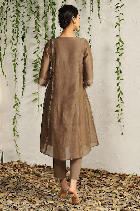 Shop_Charkhee_Brown Kurta And Dupatta Chanderi Embroidered Nakshi Round Pant Set _at_Aza_Fashions