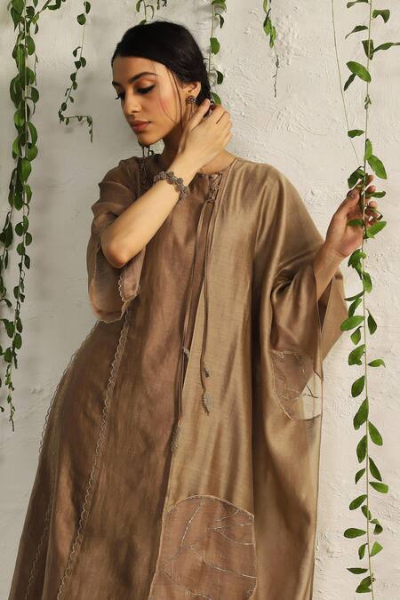 Charkhee_Brown Kurta And Dupatta Chanderi Embroidered Nakshi Round Pant Set _Online_at_Aza_Fashions