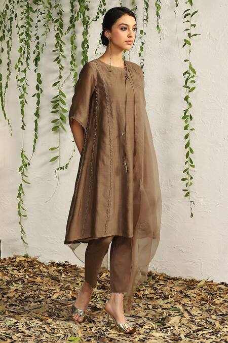 Shop_Charkhee_Brown Kurta And Dupatta Chanderi Embroidered Nakshi Round Pant Set _Online_at_Aza_Fashions