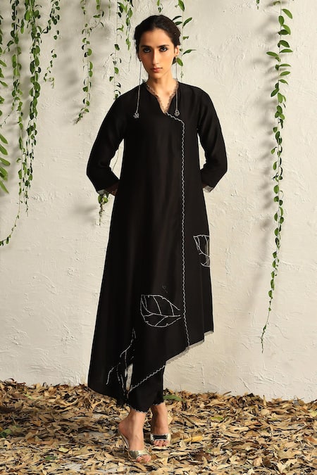 Charkhee Black Chanderi, Cotton Satin, Organza Scallop And Leaf Pattern Kurta Pant Set at Aza Fashions Charkhee_Black Chanderi, Cotton Satin, Organza Scallop And Leaf Pattern Kurta Pant Set _at_Aza_Fashions