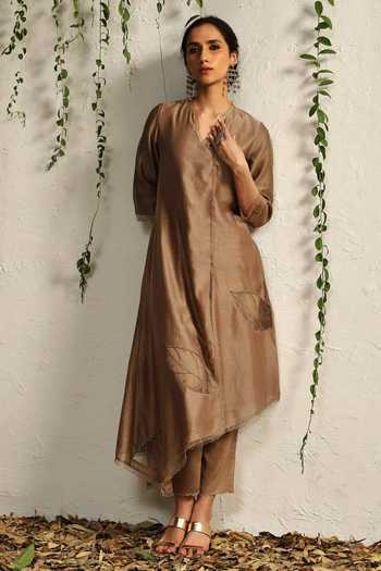 Shop Charkhee Brown Chanderi, Cotton Satin, Organza, Scallop And Leaf Pattern Kurta Pant Set Online at Aza Fashions Shop_Charkhee_Brown Chanderi, Cotton Satin, Organza, Scallop And Leaf Pattern Kurta Pant Set _Online_at_Aza_Fashions
