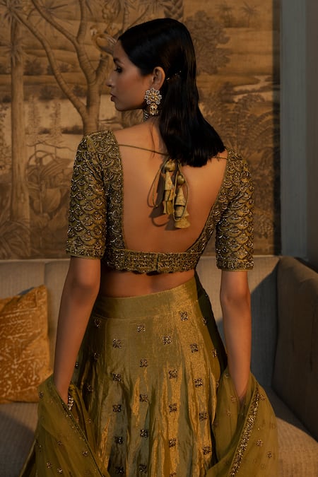 Ojasmé By Sanjana Thapa Scallop Embroidered Blouse Bridal Lehenga Set 