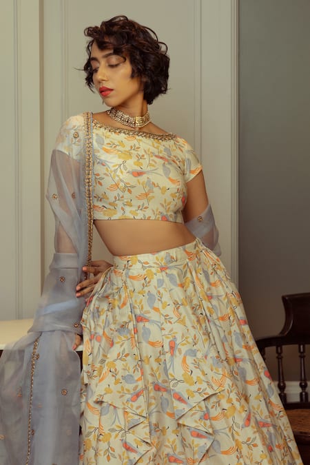 Ojasmé By Sanjana Thapa Ivory , Chanderi, , Embroidery, Bird Print Lehenga Set Online at Aza Fashions Ojasmé By Sanjana Thapa_Ivory , Chanderi, , Embroidery, Bird Print Lehenga Set _Online_at_Aza_Fashions