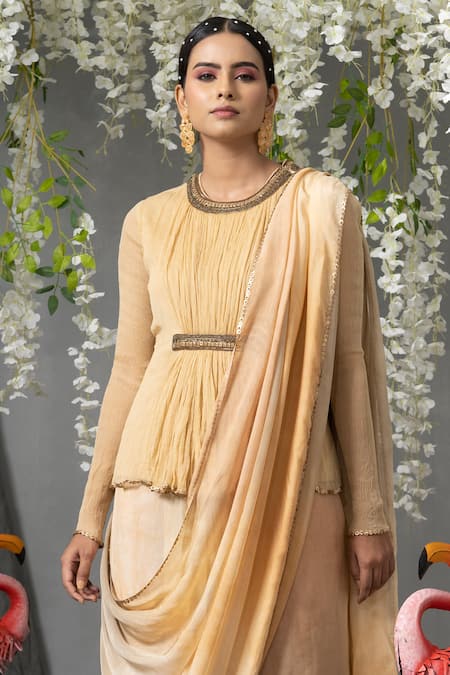 Abstract By Megha Jain Madaan Peach Chiffon, Flannel Sequins Round Pre-stitched Saree With Pleat Detail Top Online at Aza Fashions Abstract By Megha Jain Madaan_Peach Chiffon, Flannel Sequins Round Pre-stitched Saree With Pleat Detail Top _Online_at_Aza_Fashions