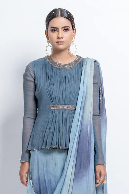 Buy_Abstract By Megha Jain Madaan_Grey Chiffon, Flannel Sequins Round Ombre Effect Pre-stitched Saree With Top _Online_at_Aza_Fashions