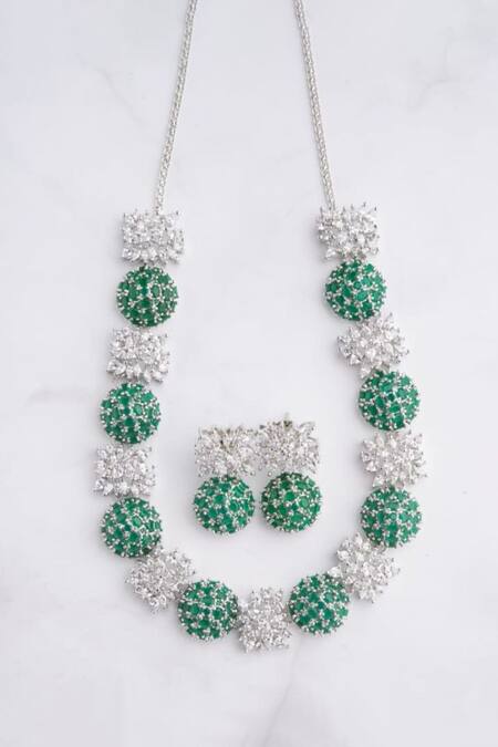 Mozaati Mannat Ball Shaped Necklace Set 