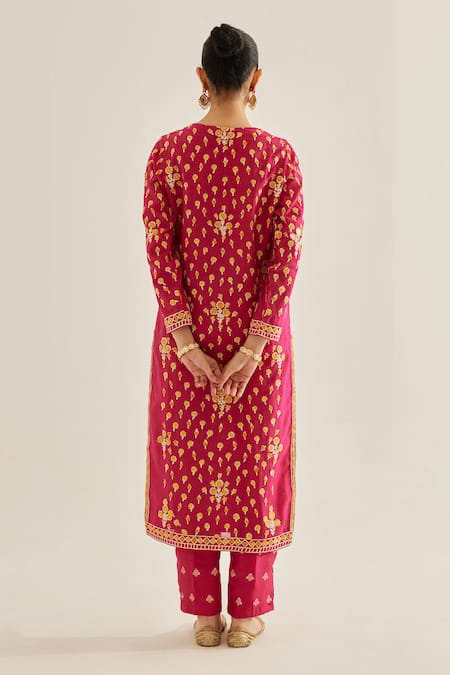 Shop Shyam Narayan Prasad Red Silk, Chanderi Embroidery Round Neck Floral Thread Kurta Set at Aza Fashions Shop_Shyam Narayan Prasad_Red Silk, Chanderi Embroidery Round Neck Floral Thread Kurta Set _at_Aza_Fashions