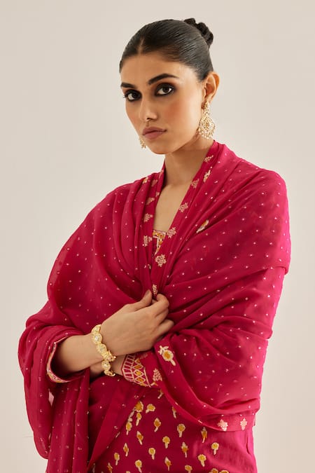 Shop Shyam Narayan Prasad Red Silk, Chanderi Embroidery Round Neck Floral Thread Kurta Set Online at Aza Fashions Shop_Shyam Narayan Prasad_Red Silk, Chanderi Embroidery Round Neck Floral Thread Kurta Set _Online_at_Aza_Fashions