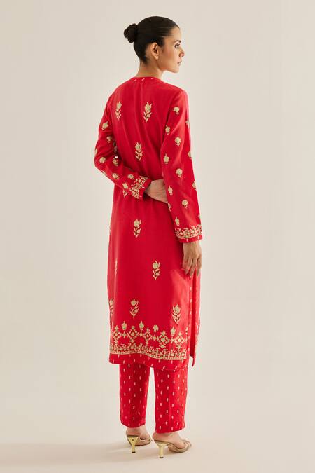 Shop Shyam Narayan Prasad Red Silk, Chanderi Embroidery Round Neck Floral Dori Kurta Set at Aza Fashions Shop_Shyam Narayan Prasad_Red Silk, Chanderi Embroidery Round Neck Floral Dori Kurta Set _at_Aza_Fashions