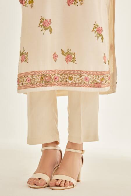 Shop Shyam Narayan Prasad White Organza, Chiffon Embroidery, Zari Zardozi Work And Printed Kurta Pant Set Online at Aza Fashions Shop_Shyam Narayan Prasad_White Organza, Chiffon Embroidery, Zari Zardozi Work And Printed Kurta Pant Set _Online_at_Aza_Fashions