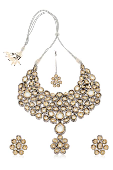 Minaki Kundan Necklace Set 