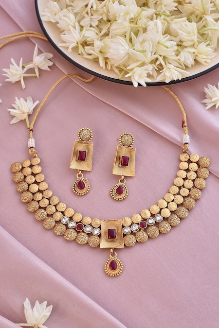 Shop_Swabhimann_Gold Plated Carved Necklace Set _at_Aza_Fashions