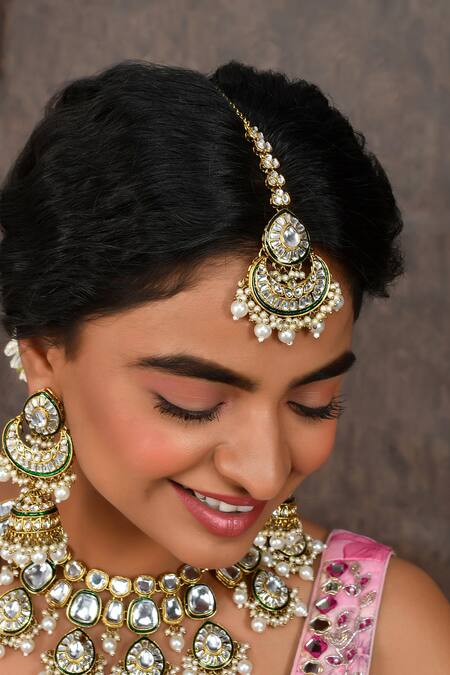 Buy_Ishhaara_White Stones, Beads Encrusted Choker Set