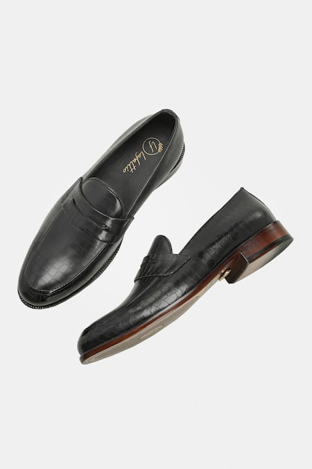 Shop_Lafattio_Black Laser Engraved Penny Loafers 