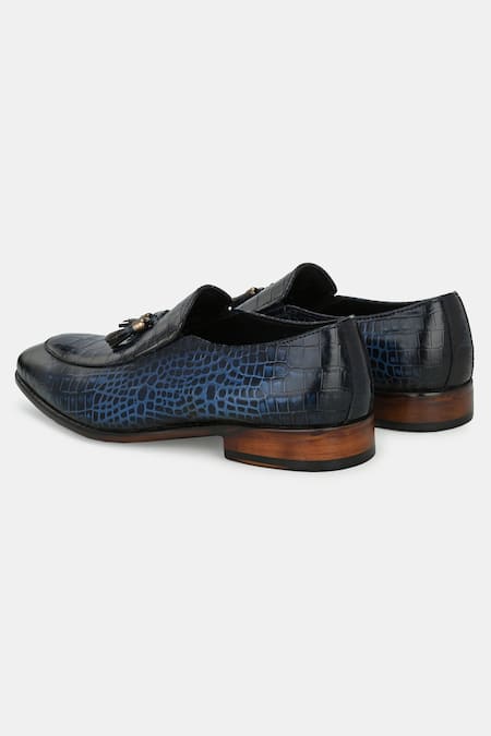 Lafattio_Blue Textured Moccasin Shoes_at_Aza_Fashions