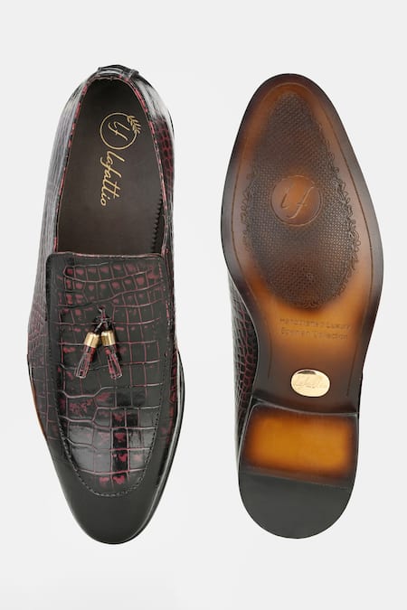 Shop_Lafattio_Red Cherry Textured Moccasin Shoes